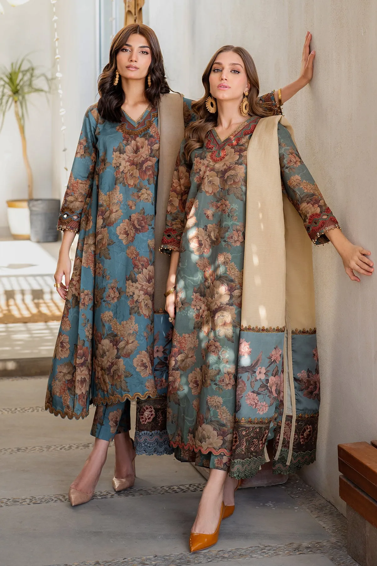 EMBROIDERED PRINTED LAWN UF-4091