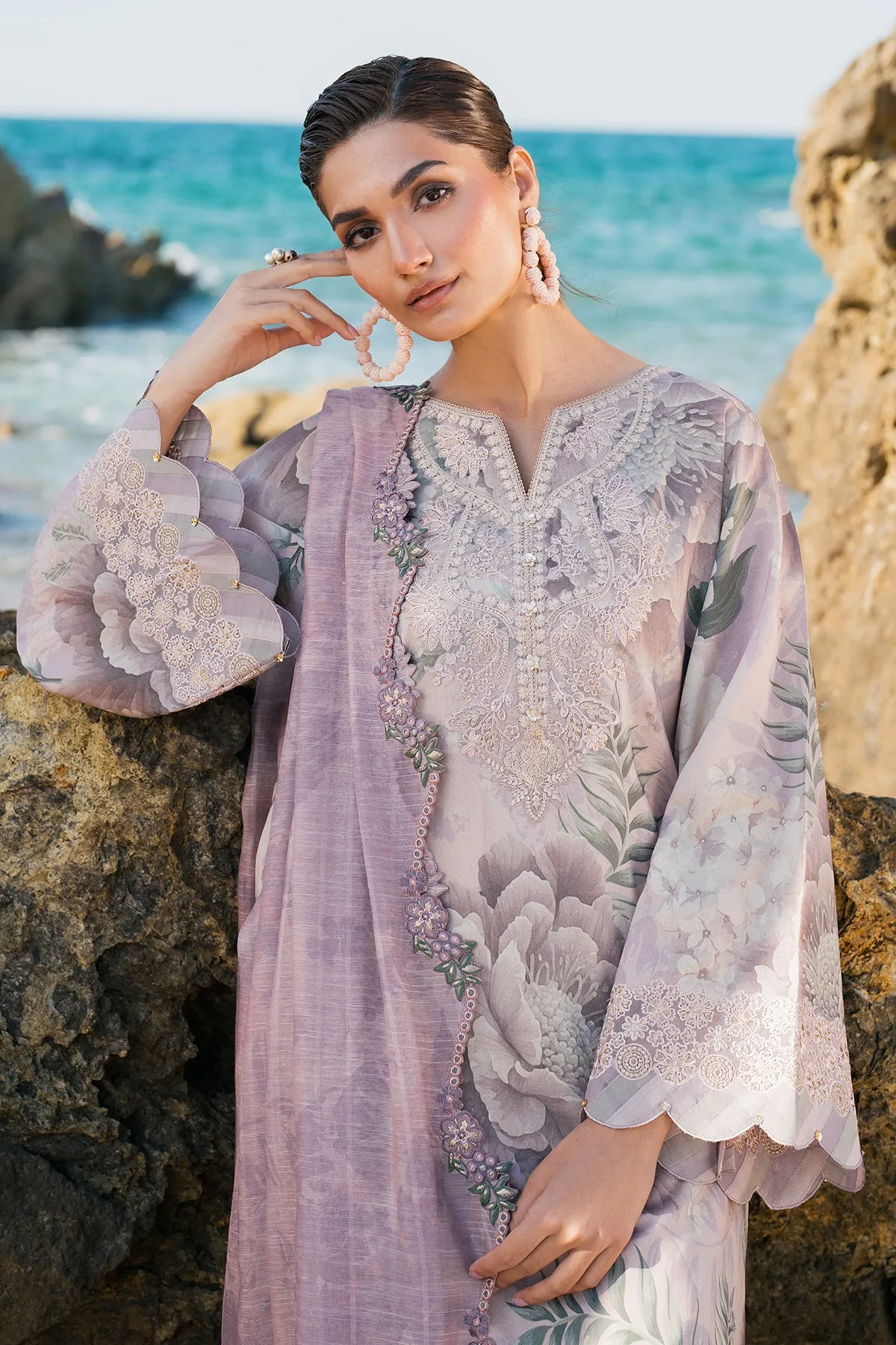 EMBROIDERED PRINTED LAWN UF-4124
