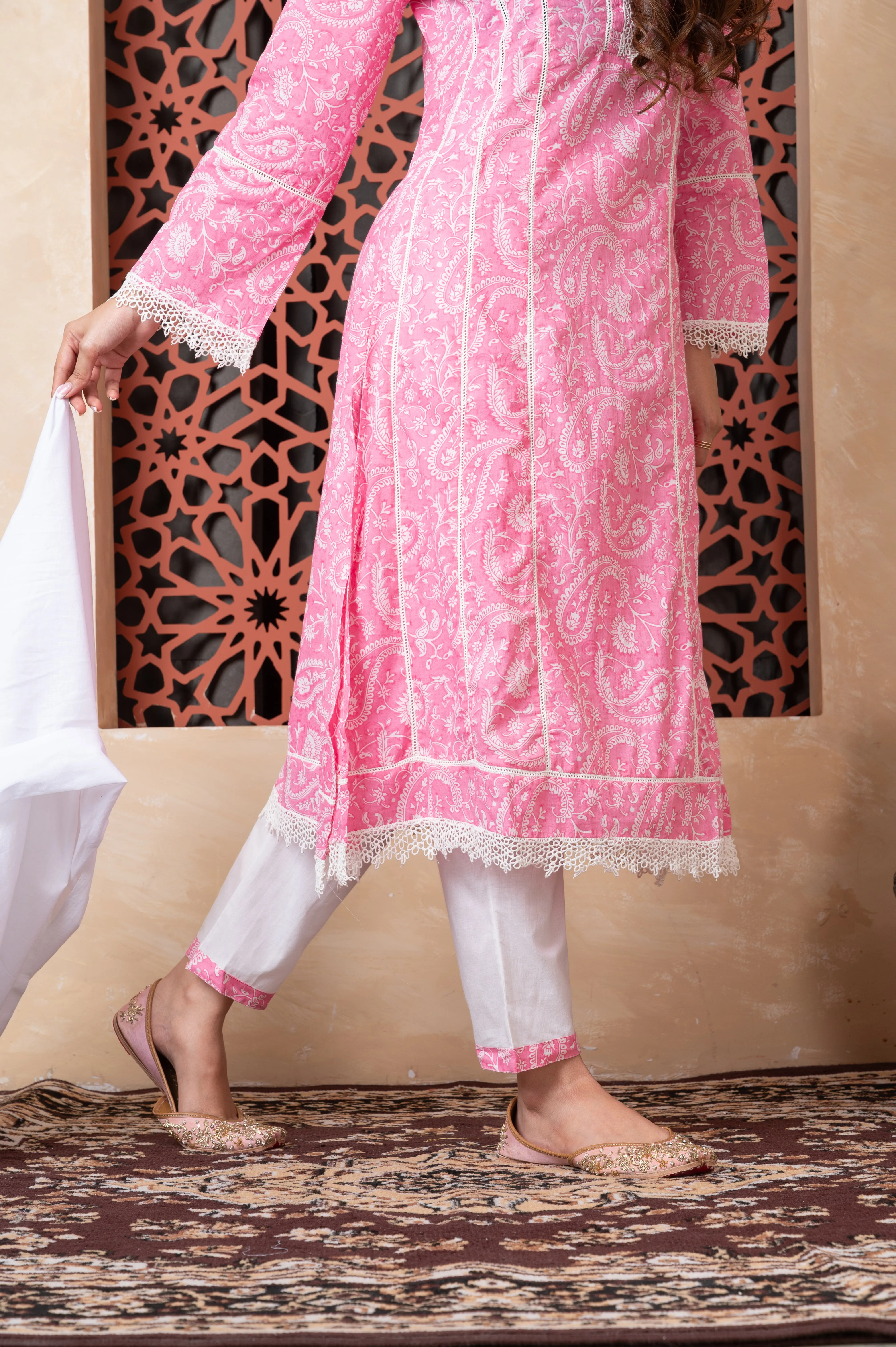 Neckline Lace Printed