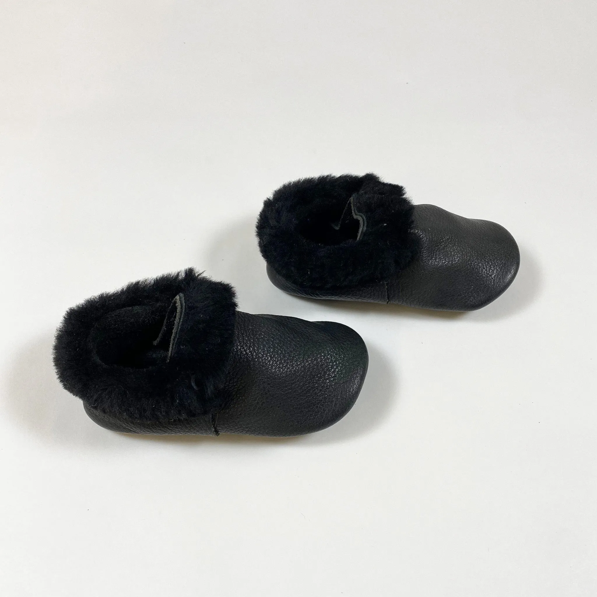 Petit Mai black leather moccasins  14cm