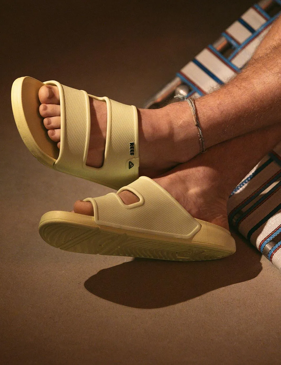 Reef x Duvin Oasis Slide